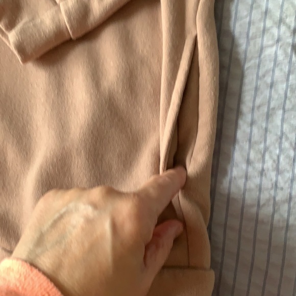 Forever 21 open cardigan. With pockets - Picture 2 of 3